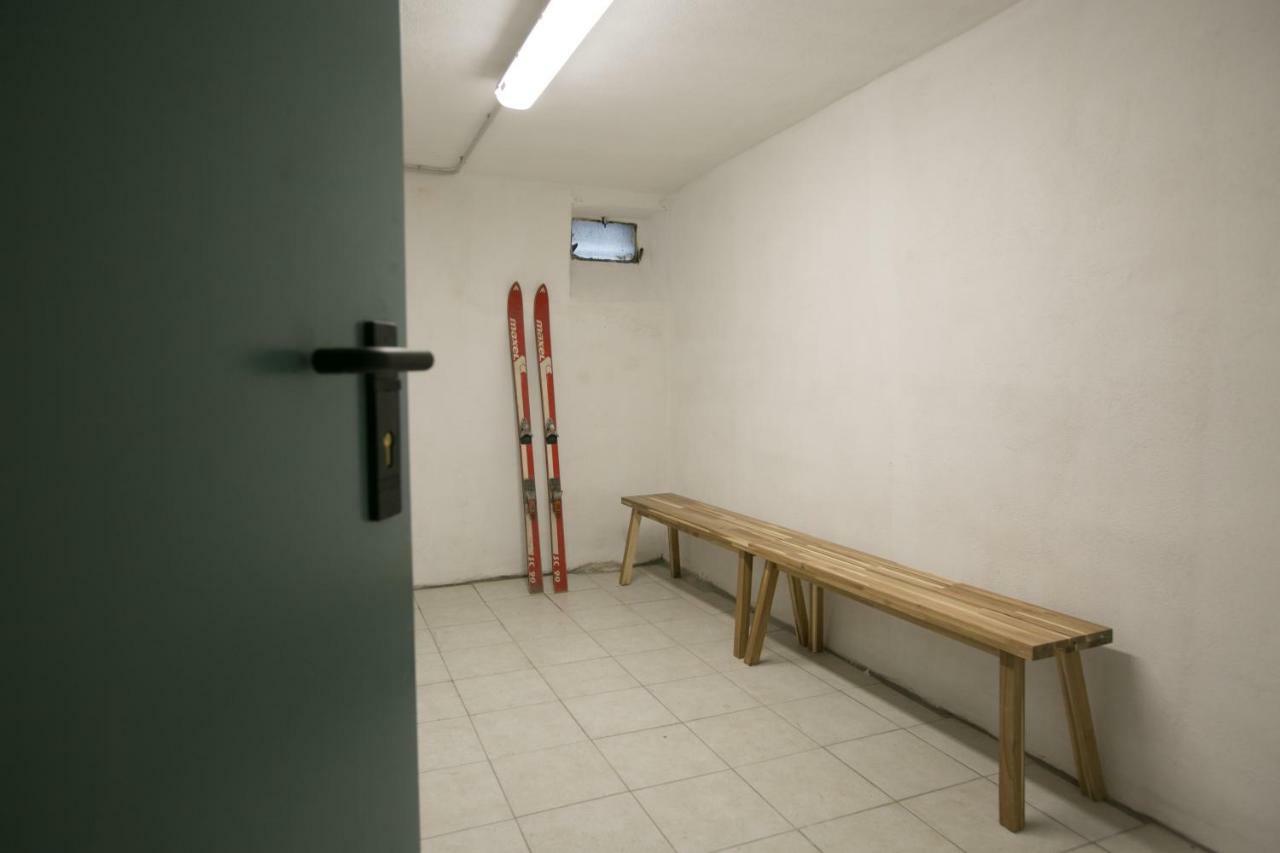 Appartamento Monte Bianco La Salle Luaran gambar